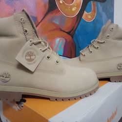 Womens Timberland Boots Size 7