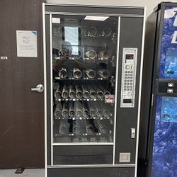 Snacks Machine