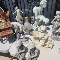 Statues Collection Items 