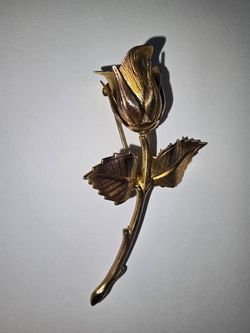 Vintage Rose Gold-Tone Floral Brooch
