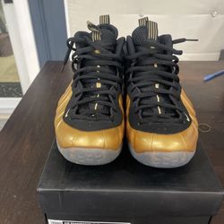 Metallic gold foamposite Size 10.5 ( 2015 )