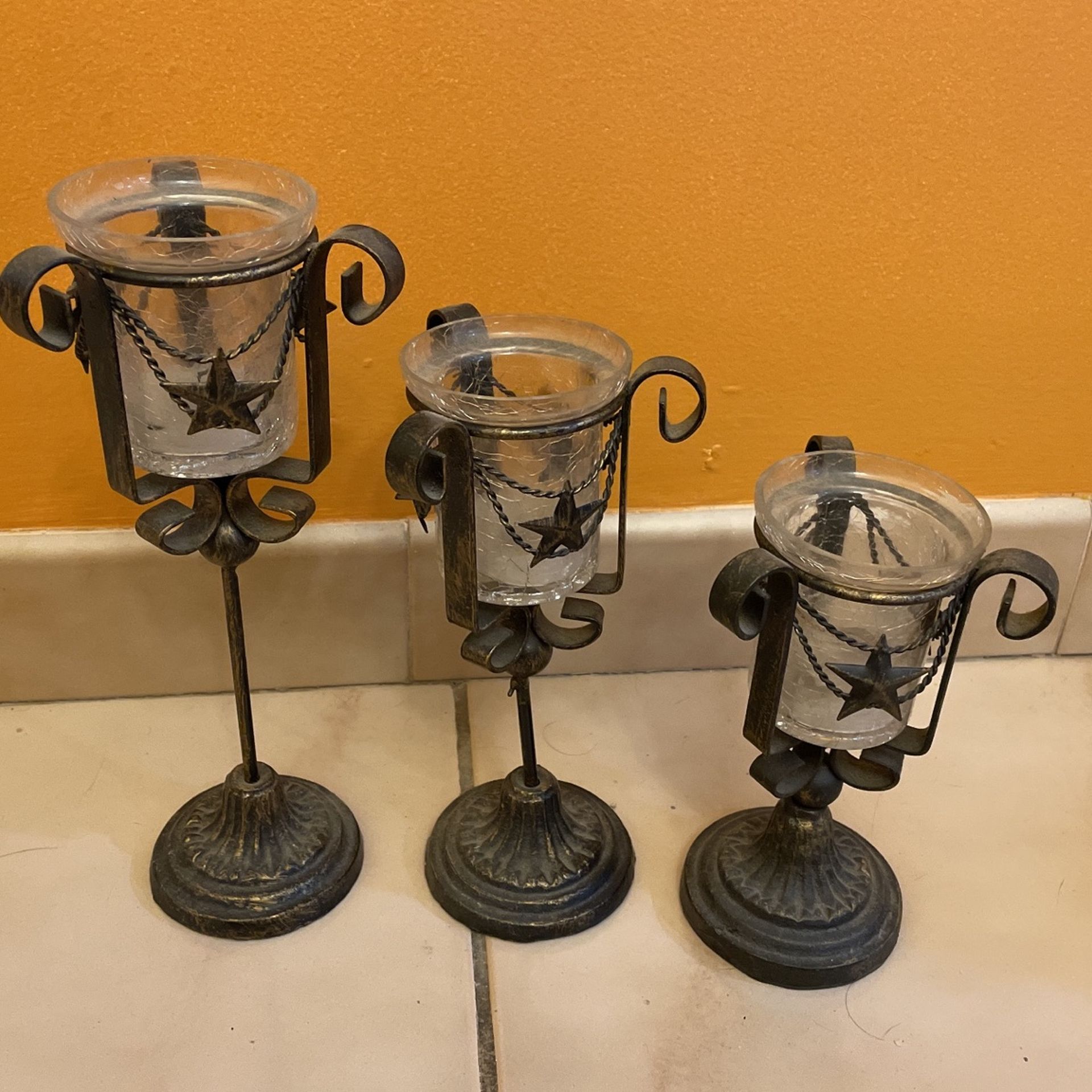 Set Of 3 Candle Holders