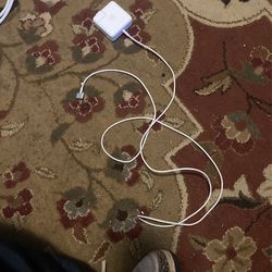 Old Apple Lapto Charger 