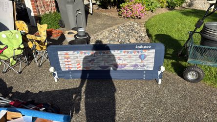 Kids bed railing