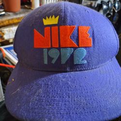 Taking best offer on this Proto-sample 1972 Nike Cap