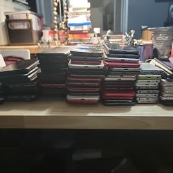 80 pc iPhone Samsung Lot of Pjones for parts