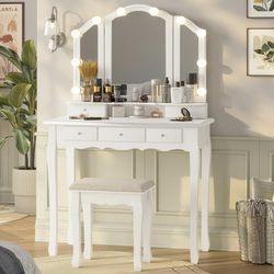 Vanity Desk with Lighted Mirror - DJ101