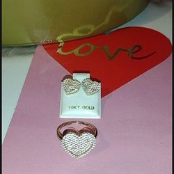 10 KT Gold Ring + Earrings