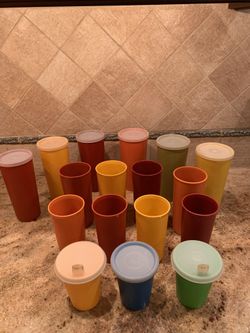 Vintage Lot Of Tupperware Tumblers, Sippy Cups, Lids