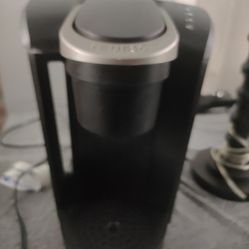 K-Select Matte Black Single Serve Coffee Maker