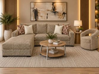 Comfortable Sectional with Chaise – Made in USA