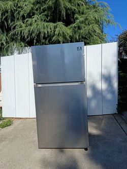 Free delivery, Samsung stainless steel refrigerator