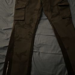 Gray Camo Cargo Pants 32/32