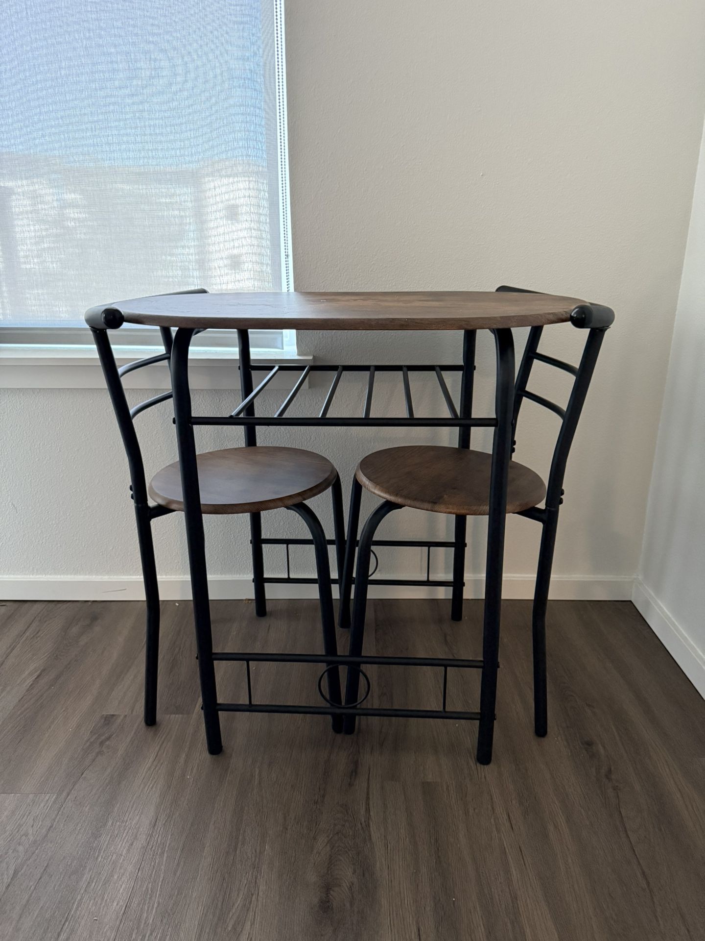 Cafe Table 