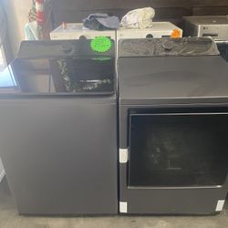 LG Washer And Dry Set 