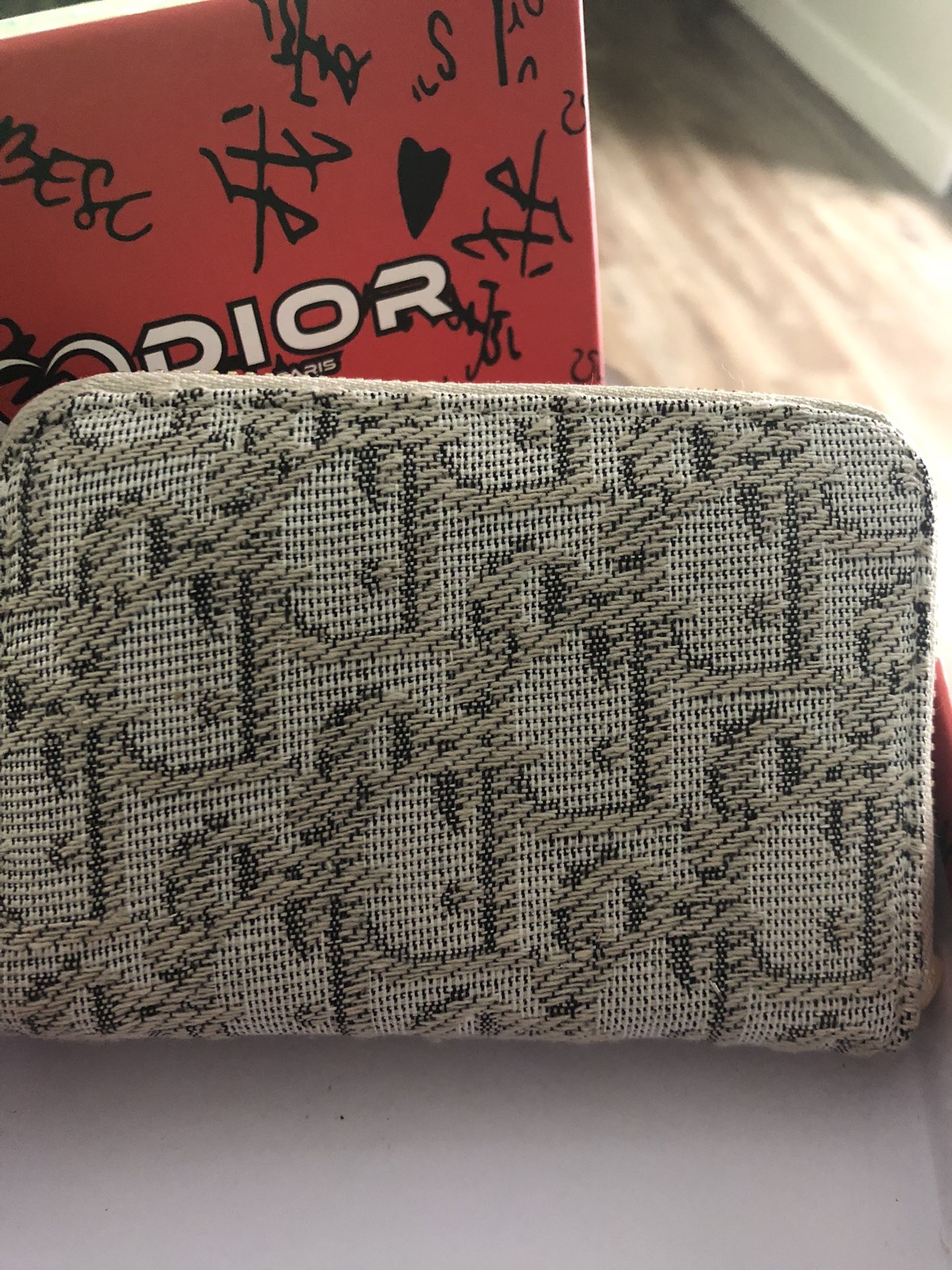 Mini Wallet With Box