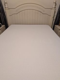 Bed with box spring