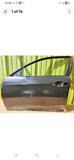 2017-2021 HONDA CIVIC Front Door Right Passenger Hatchback  OEM USED