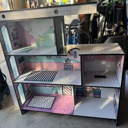 LOL Doll House