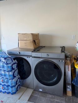 Samsung Front-Load Washer and Dryer Set