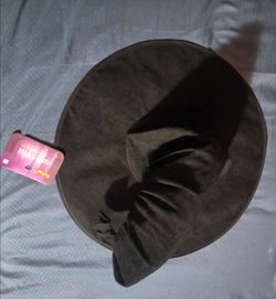 Witch 🧙‍♀️ New hat sturdy good quality NEW