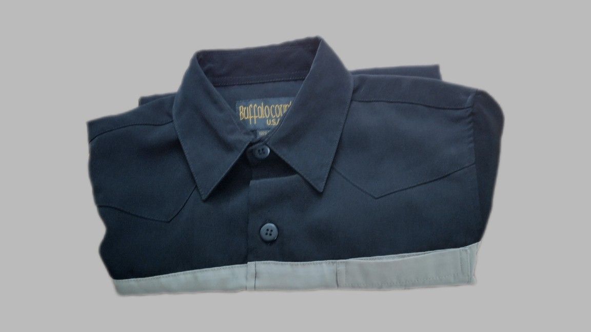 Boy's (Large) Long-Sleeves Dressing Shirt