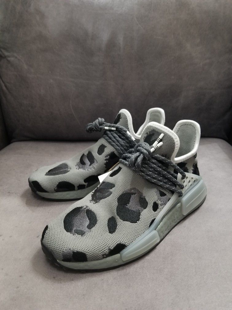 Adidas HU NMD Human Race Pharrell Animal Print Ash Men 6.5 / Women 7.5 Grey Leopard