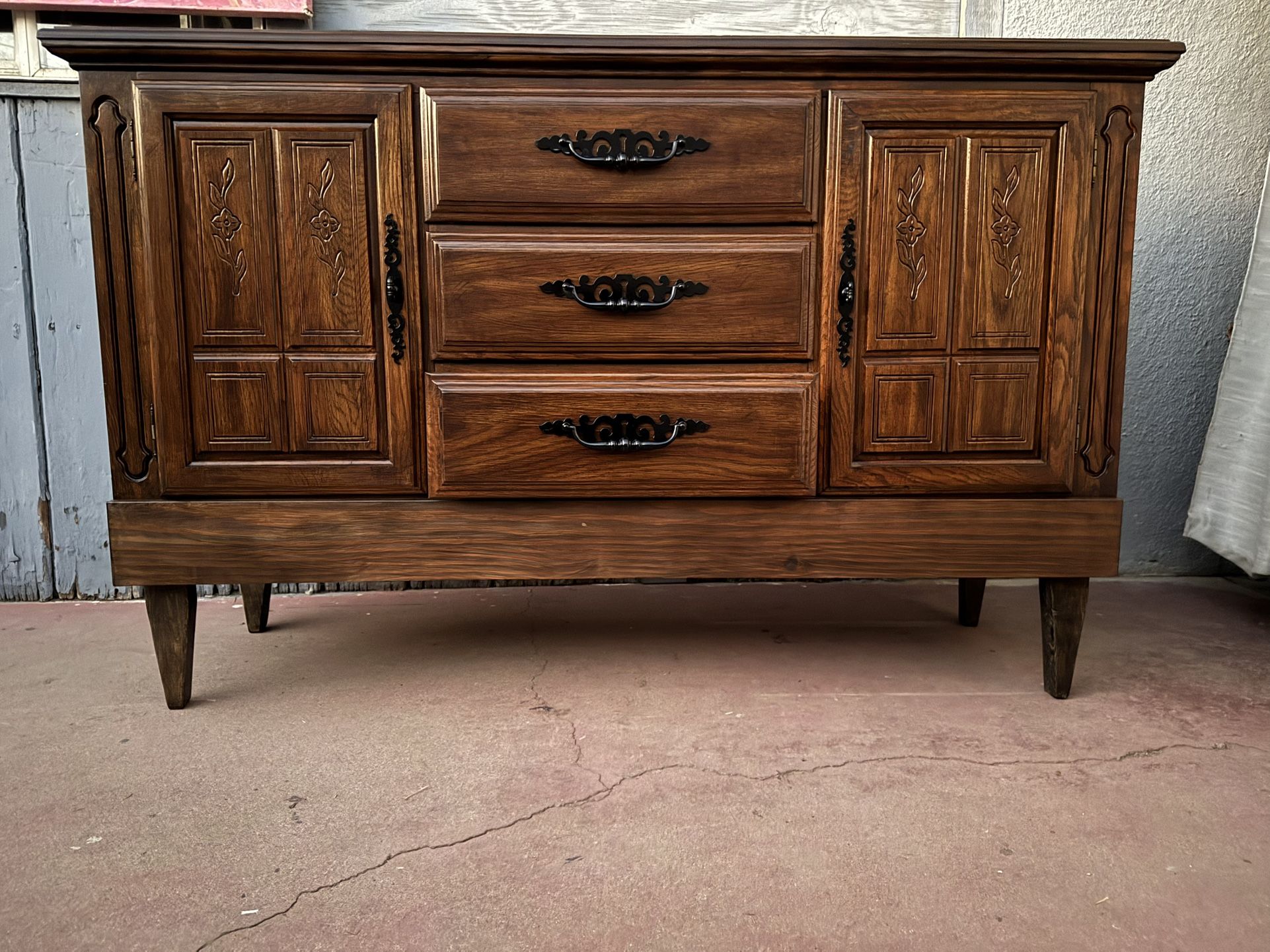 Solid Wood Long Dresser With Three Dressers And Cabinets In Good Condition All Drawers Open Just Fine