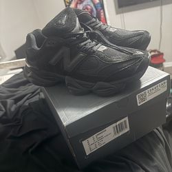 New balance 9060 Triple black