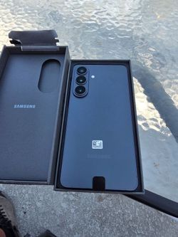 Samsung Galaxy S26+ NEW! BEST DEAL ON OFFER UP!!