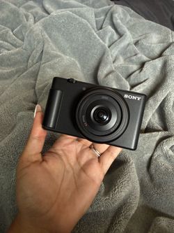Sony ZV-1F vlogging camera