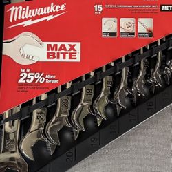 Milwaukee Combination Metric Wrench Mechanics Tool Set (15-Piece)