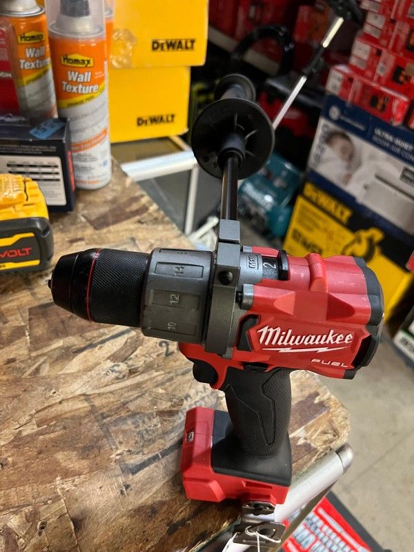 MILWAUKEE M18 CORDLESS HAMMER DRILL FUEL BRUSHLESS $135