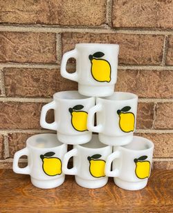 6 Fire King rare stackable lemon mugs. Super fruit.
