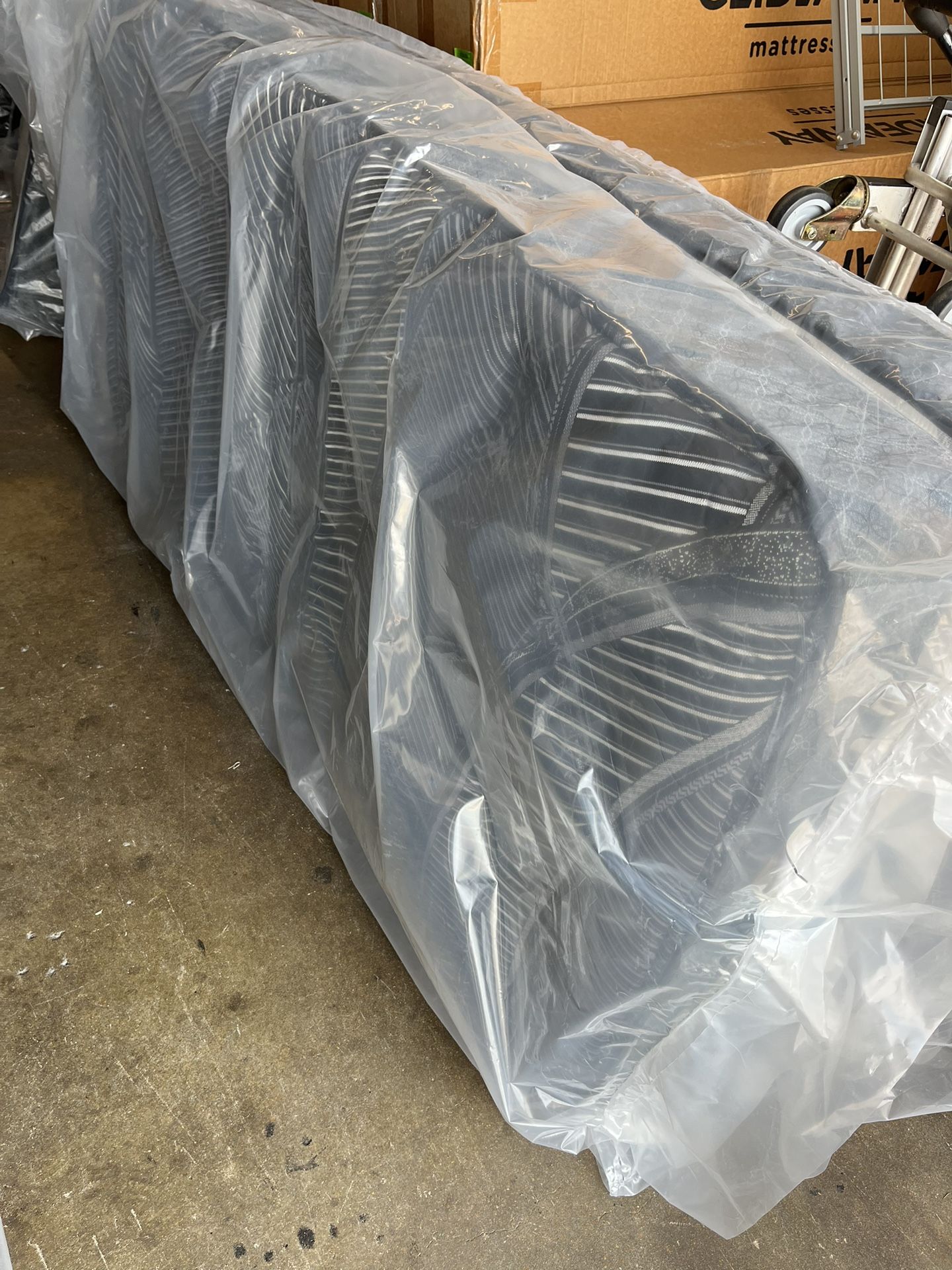 New Twin Mattress 