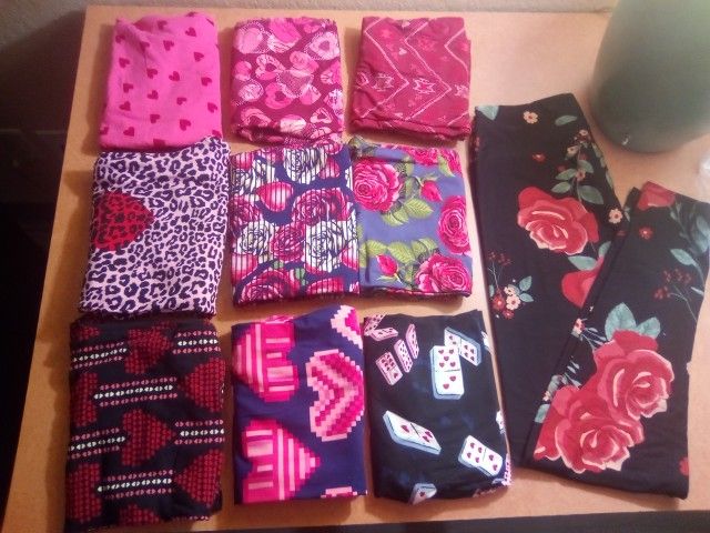 Tc Lularoe Vday Leggings