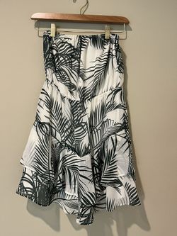 Express Romper Size XS New Strapless Palm Print 