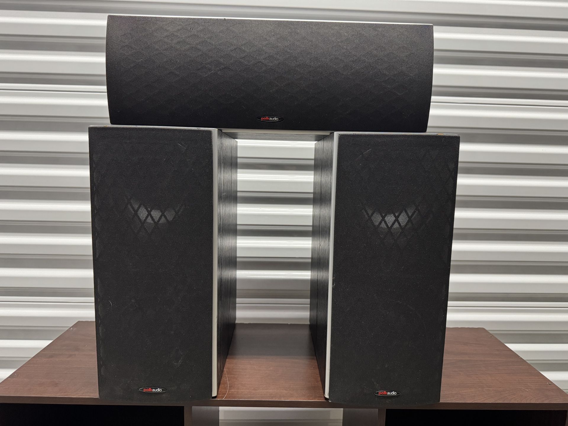 Bookshelf Speakers - Polk Audio