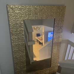 espero dorado de pared 80$ Golden luxurious mirror