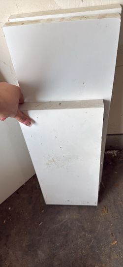 4 white floating shelves