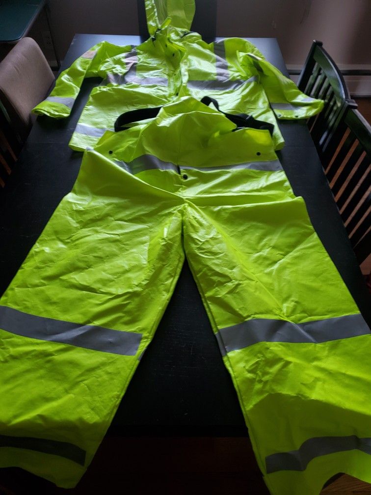 NASCO Arclite Rain Suit
