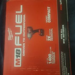 Milwaukee 1/2"High Torque Impact Wrench Kit w/ Friction Ring