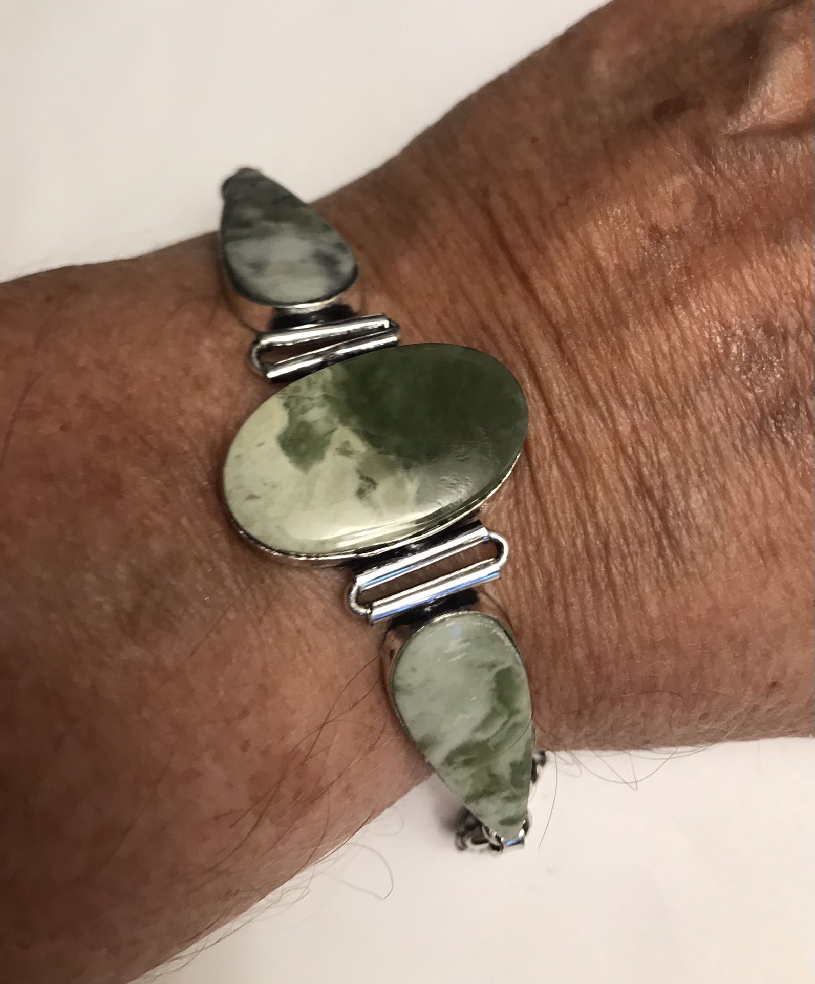 Free Shipping. Larsonite 925 Sterling Silver Bracelet