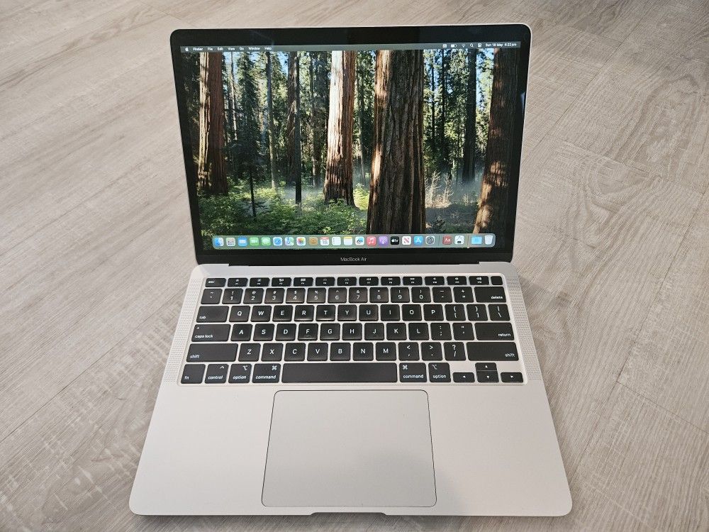 Macbook Air Retina 13inch 2020 (Refurbished)