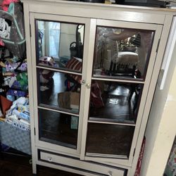 Cabinet/storage Cabinet With Mirror 