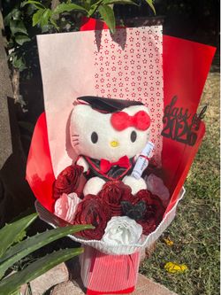 Hello kitty graduation bouquet 💐