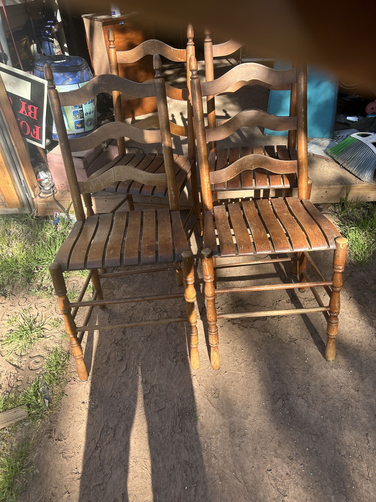 Set Of 4 Vintage Chairs 