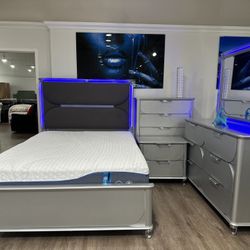 Modern Gray 5 Piece Bedroom Furniture Set Customizable LED Lights