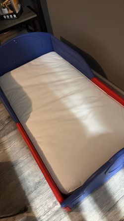 Free toddler bed