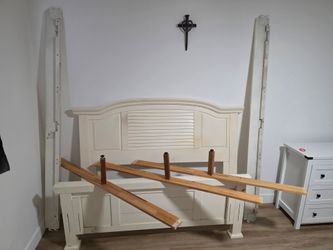 Queen Bed Frame - Complete - $50
